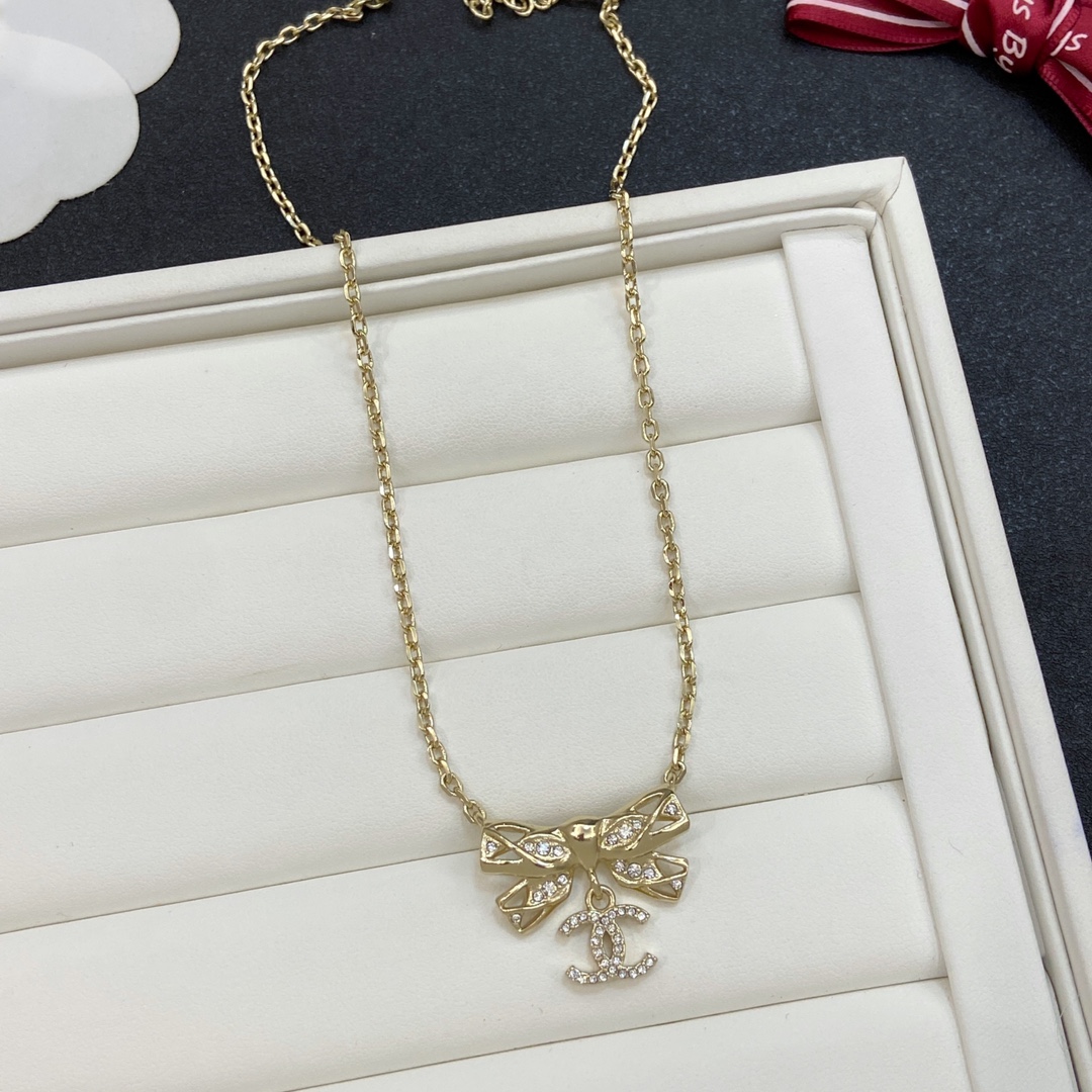 TOP CHANEL Bow Necklace - 2 Colour