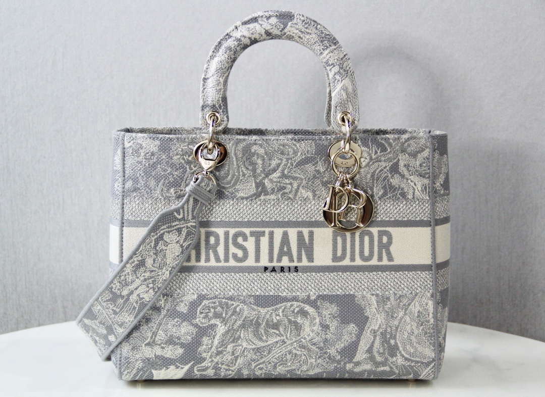 TOP Christian Dior Embroidered Lady D-Lite Handbag 32x25x11cm - 2 Colors - GHW