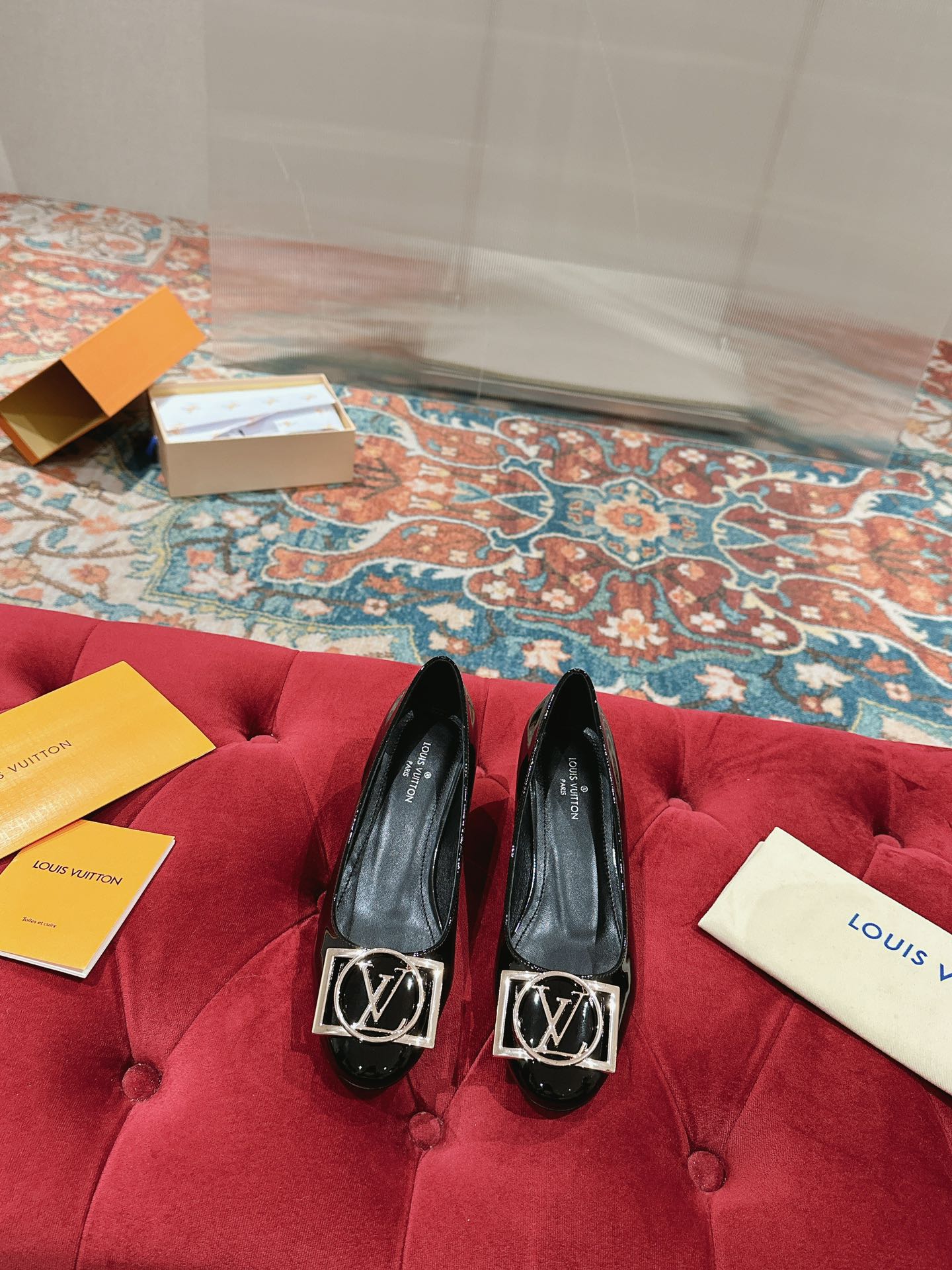 TOP Louis Vuitton LV Urban Twist Pumps - 6 Color