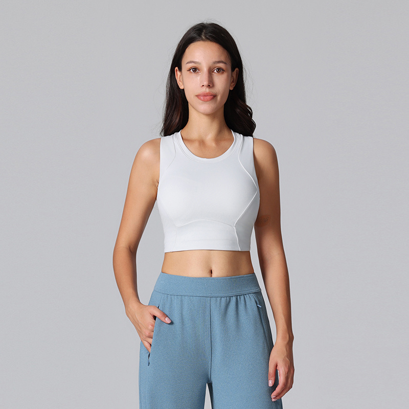 Functional Ventilated High-Neck Sports Bra with Side Pocket