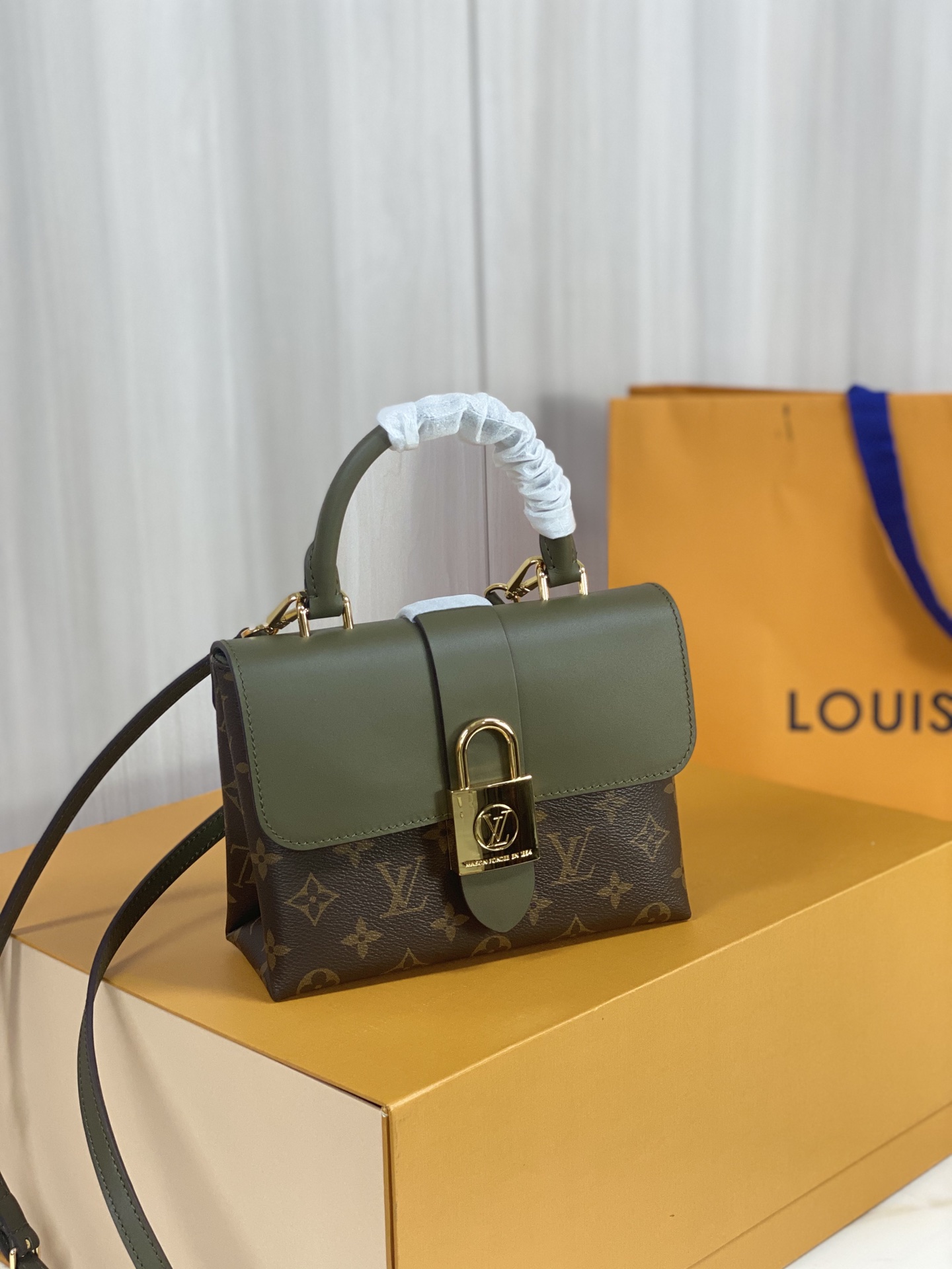 Louis Vuitton Locky BB M44797