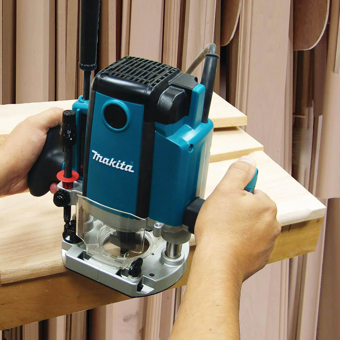 RP1800 3-1/4 HP 15.0 Amp 2-3/4-Inch 22,000 Rpm Smooth Plunge Router