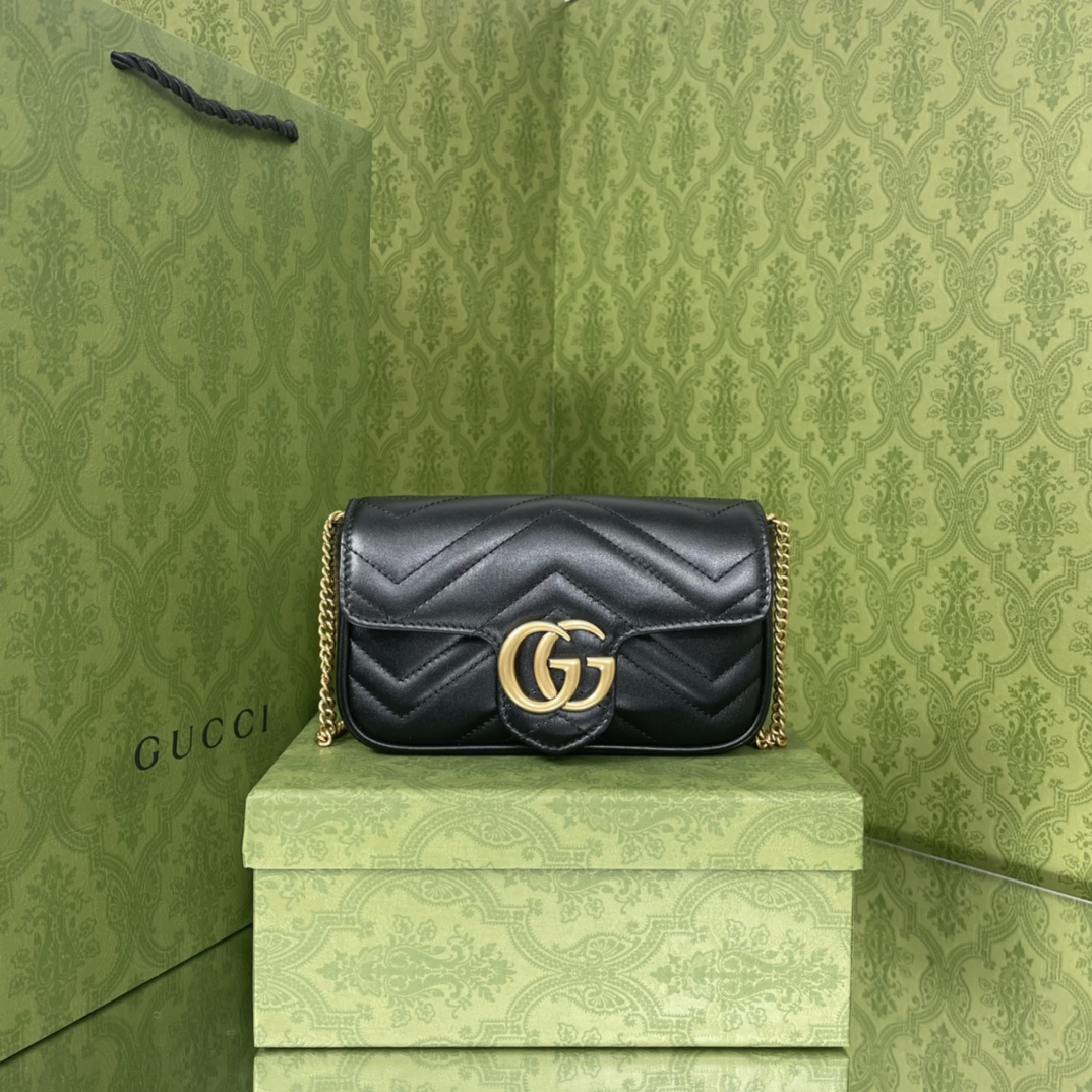 TOP GUCCI GG Marmont Bag Super Mini 16.5cm - Black