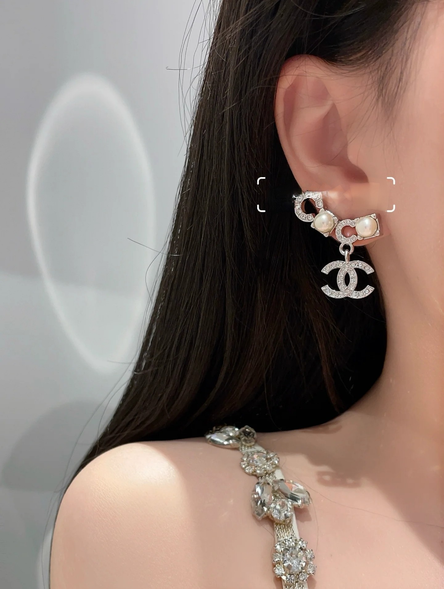 TOP CHANEL Earrings - Silver