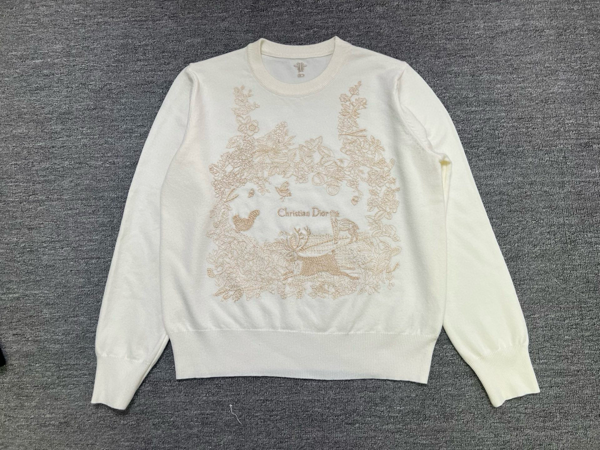TOP Christian Dior Sweater  - 3 Colors