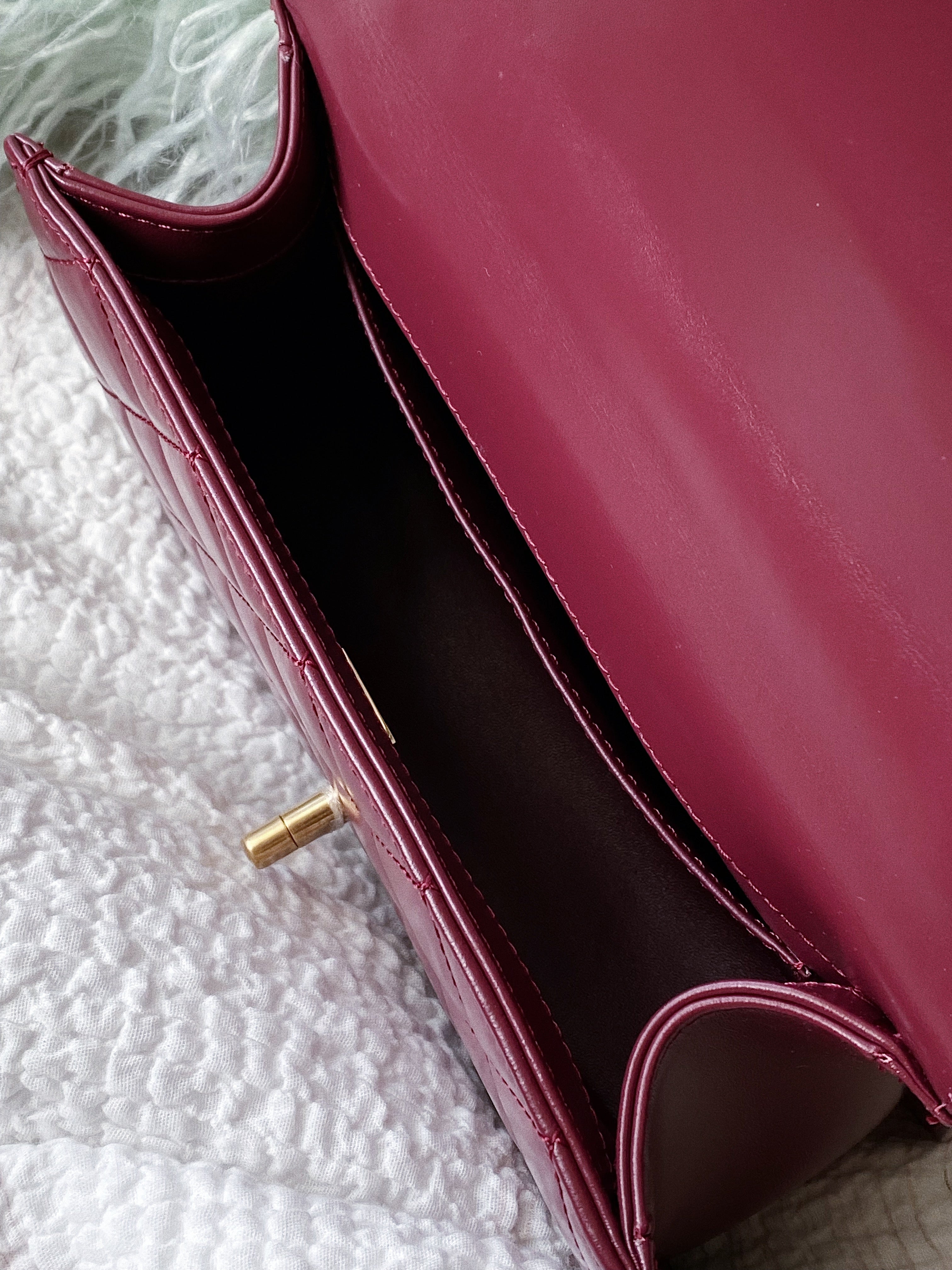 TOP CHANEL Perfect Fit Bag Calfskin - Burgundy