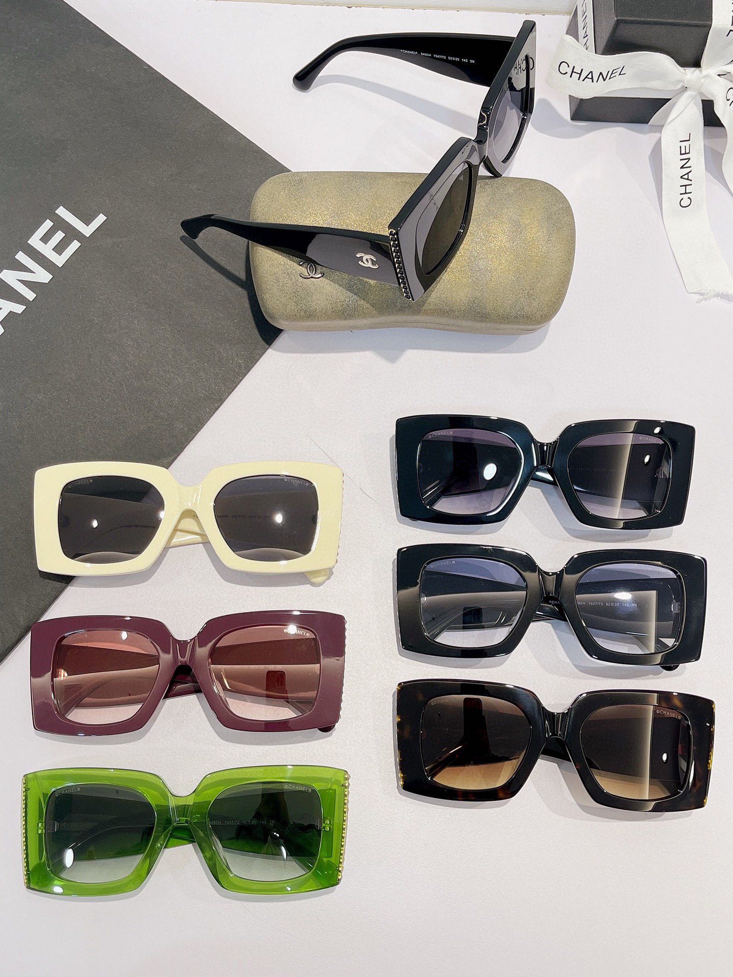 TOP CHANEL Sunglasses - 7 Color