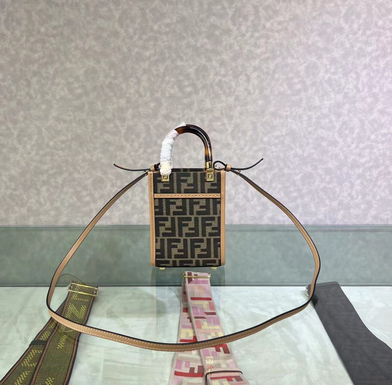 TOP FENDI FENDI Sunshine Mini Tote bag - Brown
