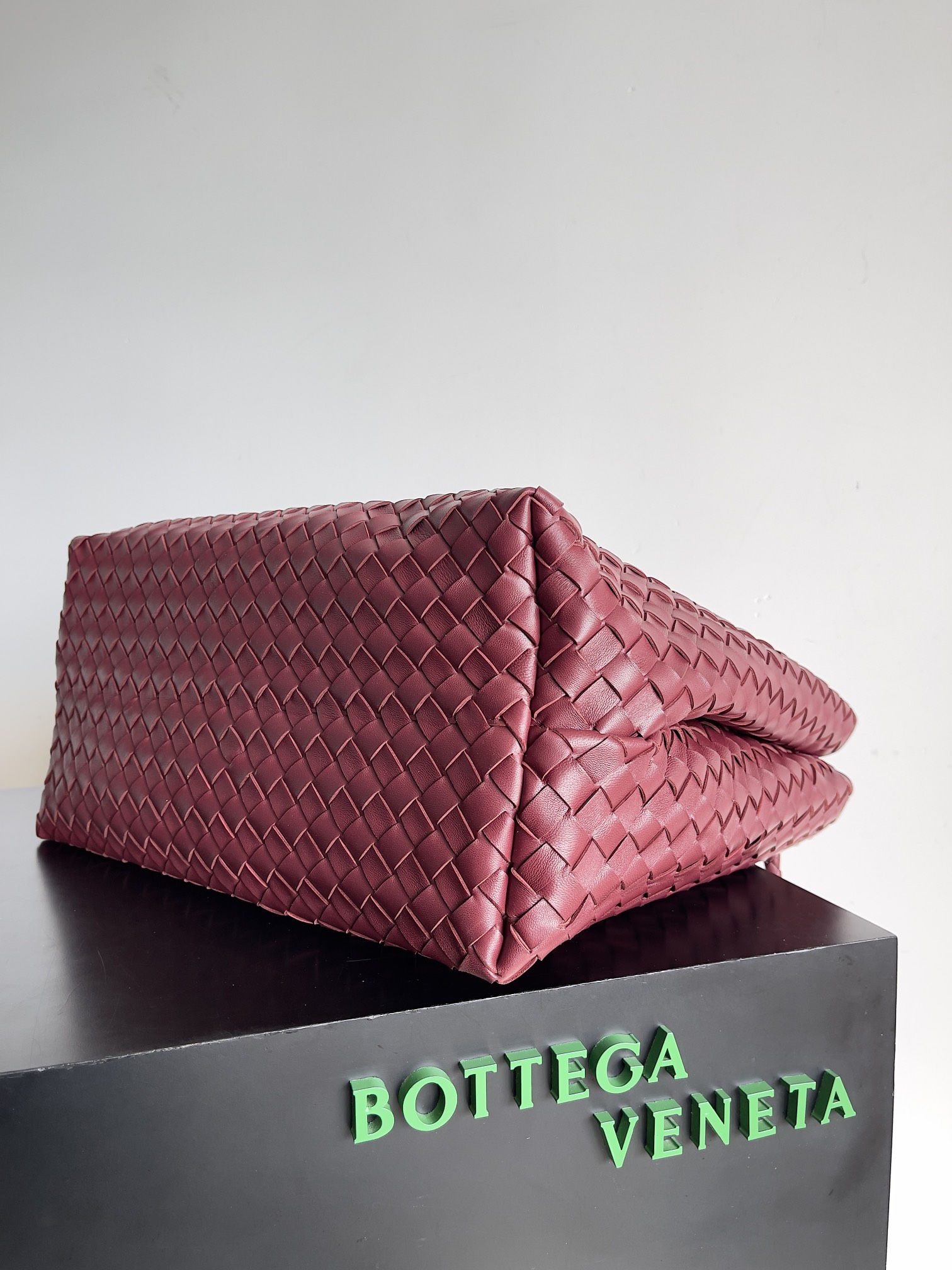 TOP Bottega Veneta BV Andiamo Bags - Red