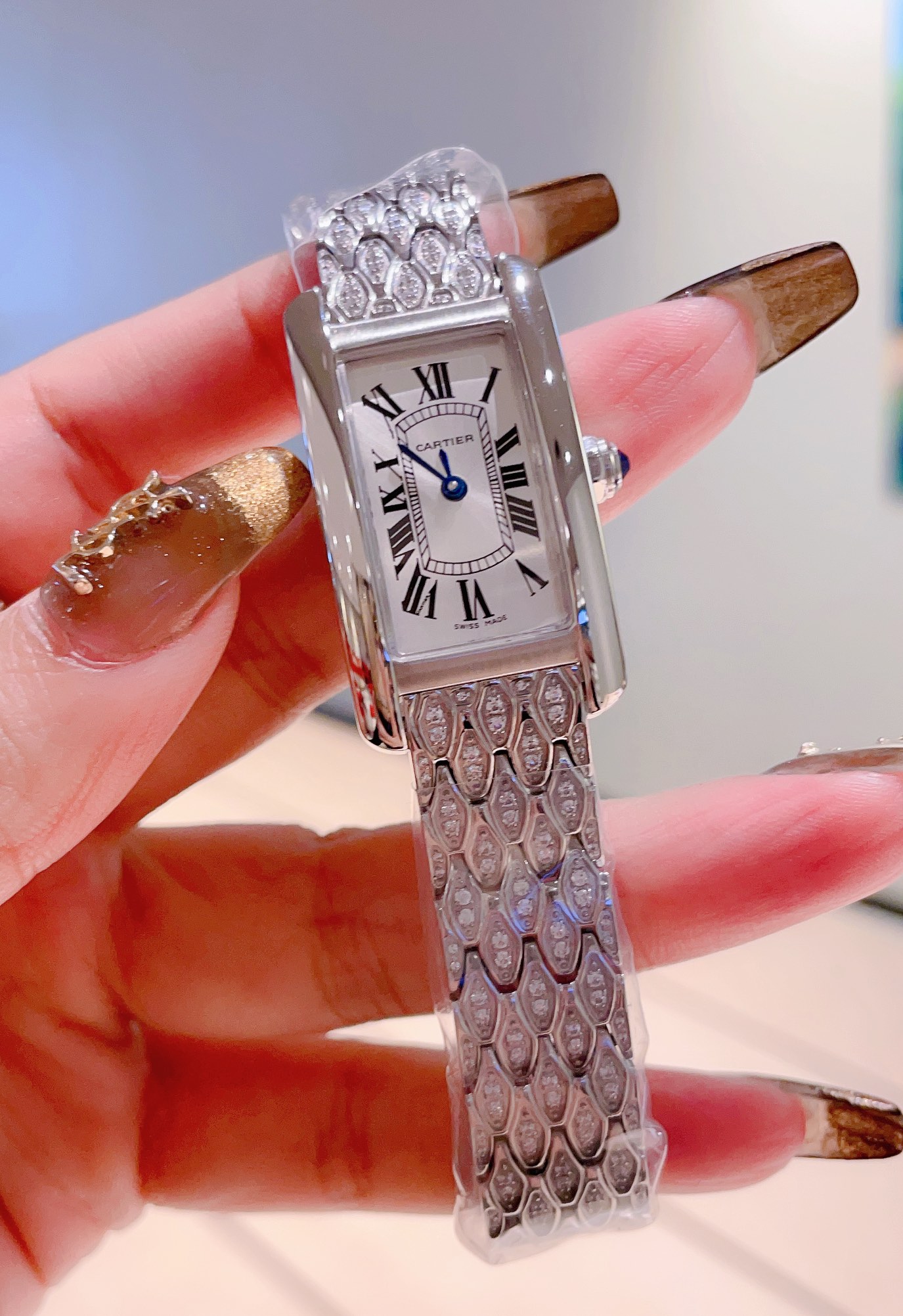 TOP Cartier TankAméricaine Watch with Fish Scale Chain 20x35mm - Silver
