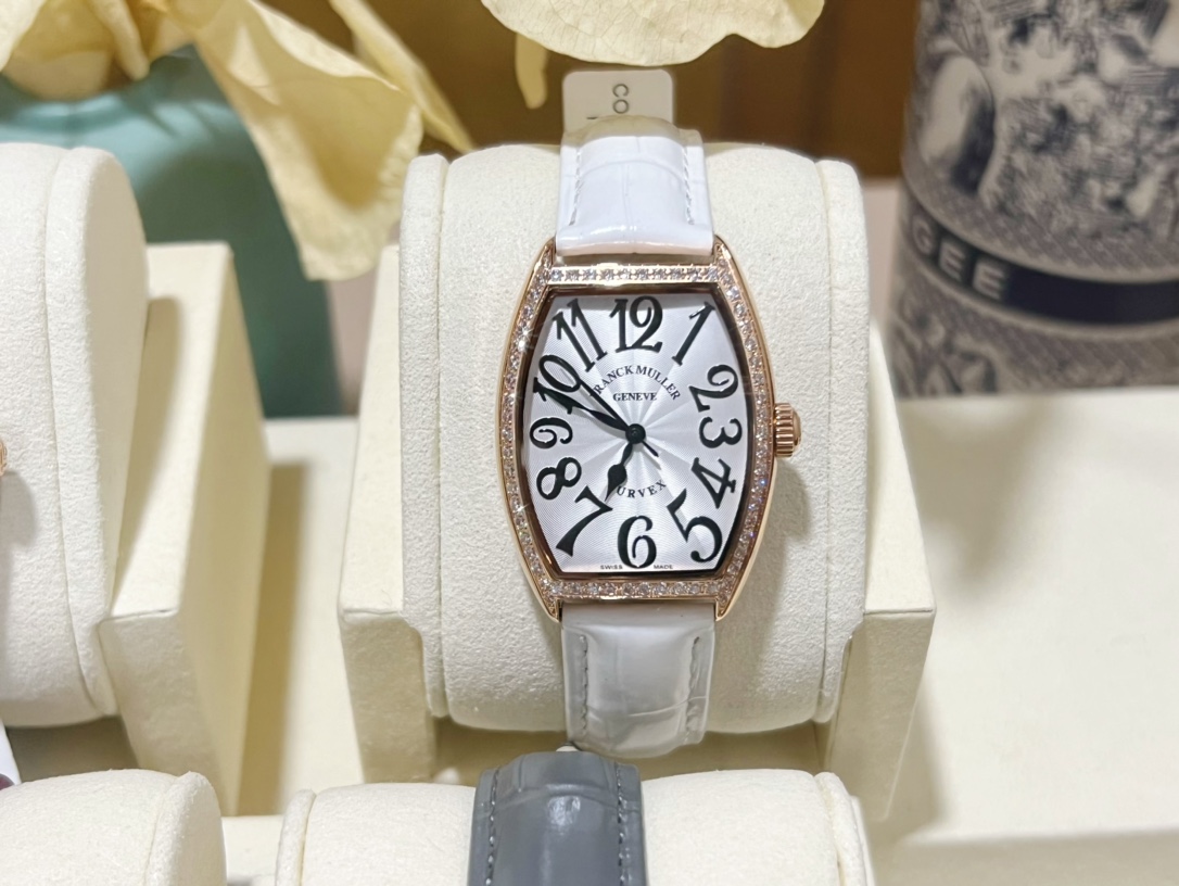 TOP Franck Muller Women's Watch - 3 Colors