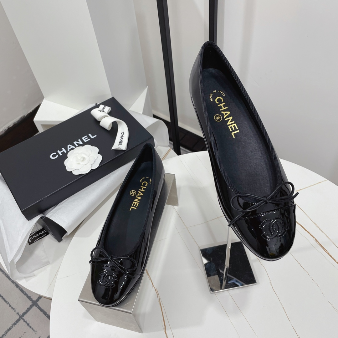 Chanel  Simple casual shoes Sandals Slide（Replica）