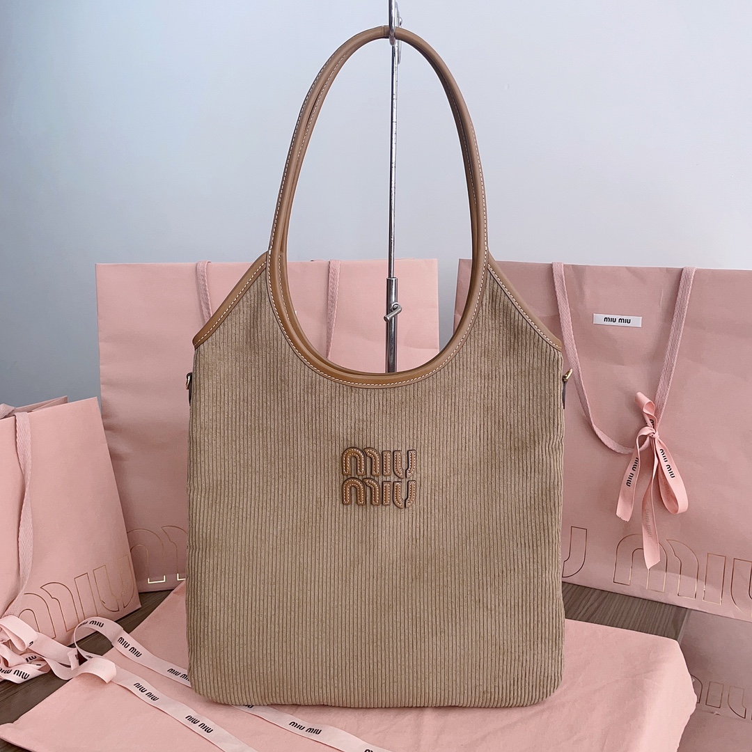TOP Miu Miu Isedan Limited Tote Package 35x40cm - 3 Colour