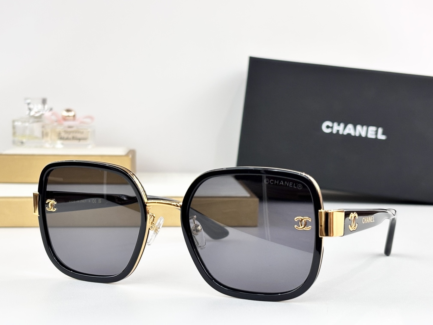 TOP CHANEL Sunglasses - 7 Colors