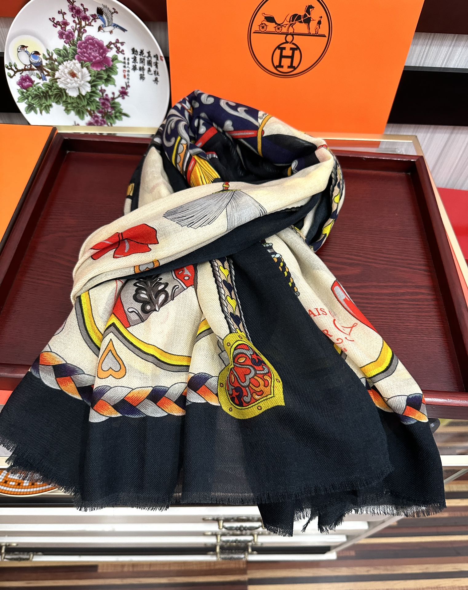 TOP HERMES Scarf 100x200 cm - Black