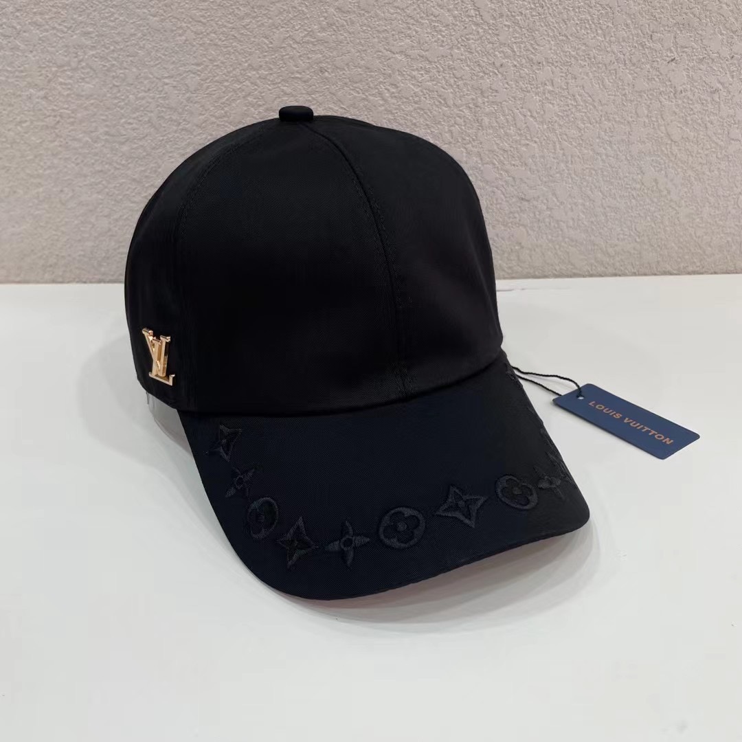 TOP Louis Vuitton LV Embroidered Baseball Cap - 3 Colors