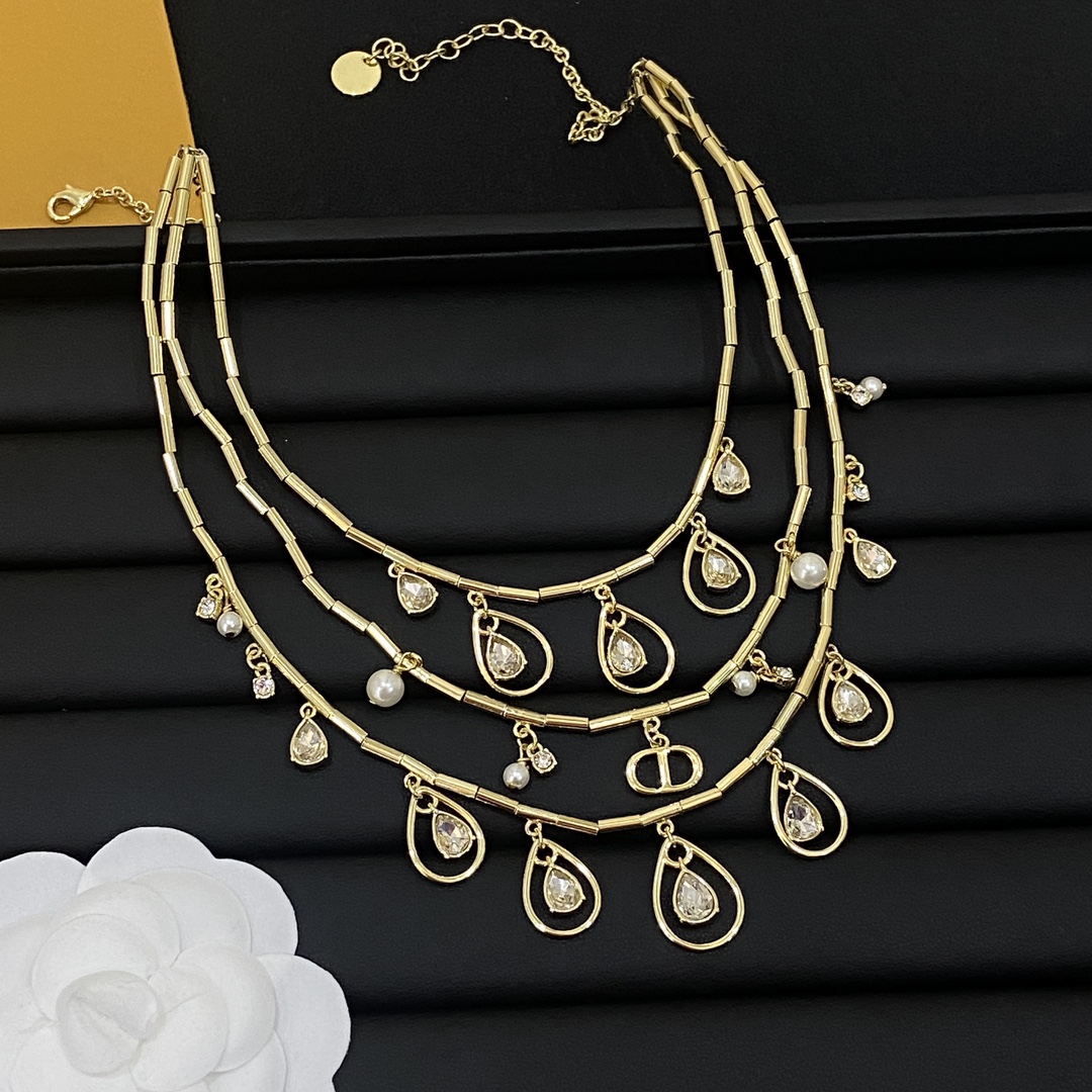 TOP Christian Dior Pearl Necklace - Gold