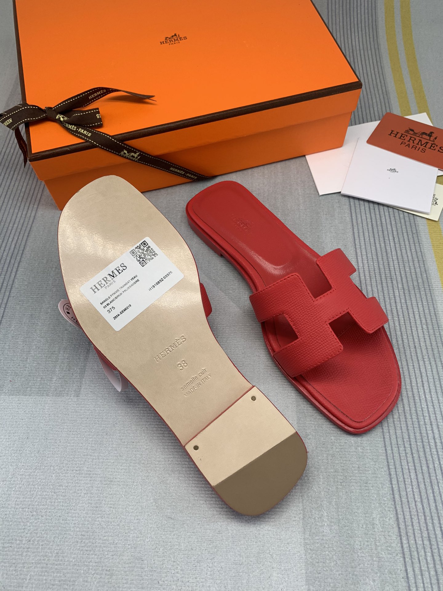 TOP HERMES  Sandals - Red