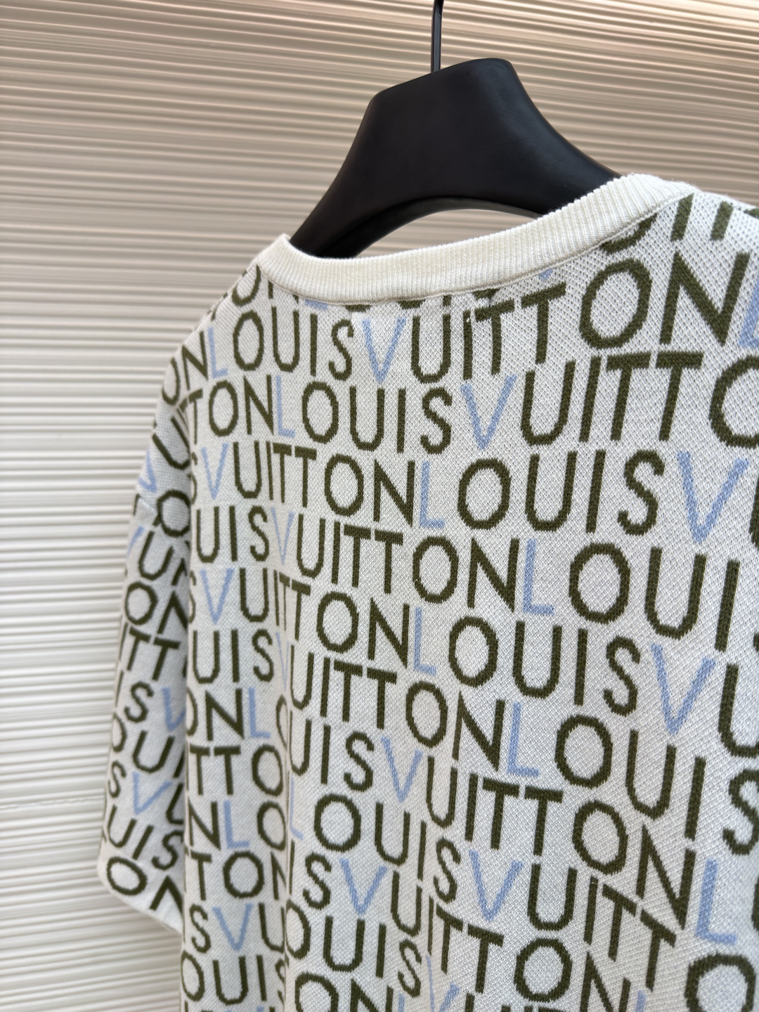 LOUIS VUITTON 满印字母毛织短袖