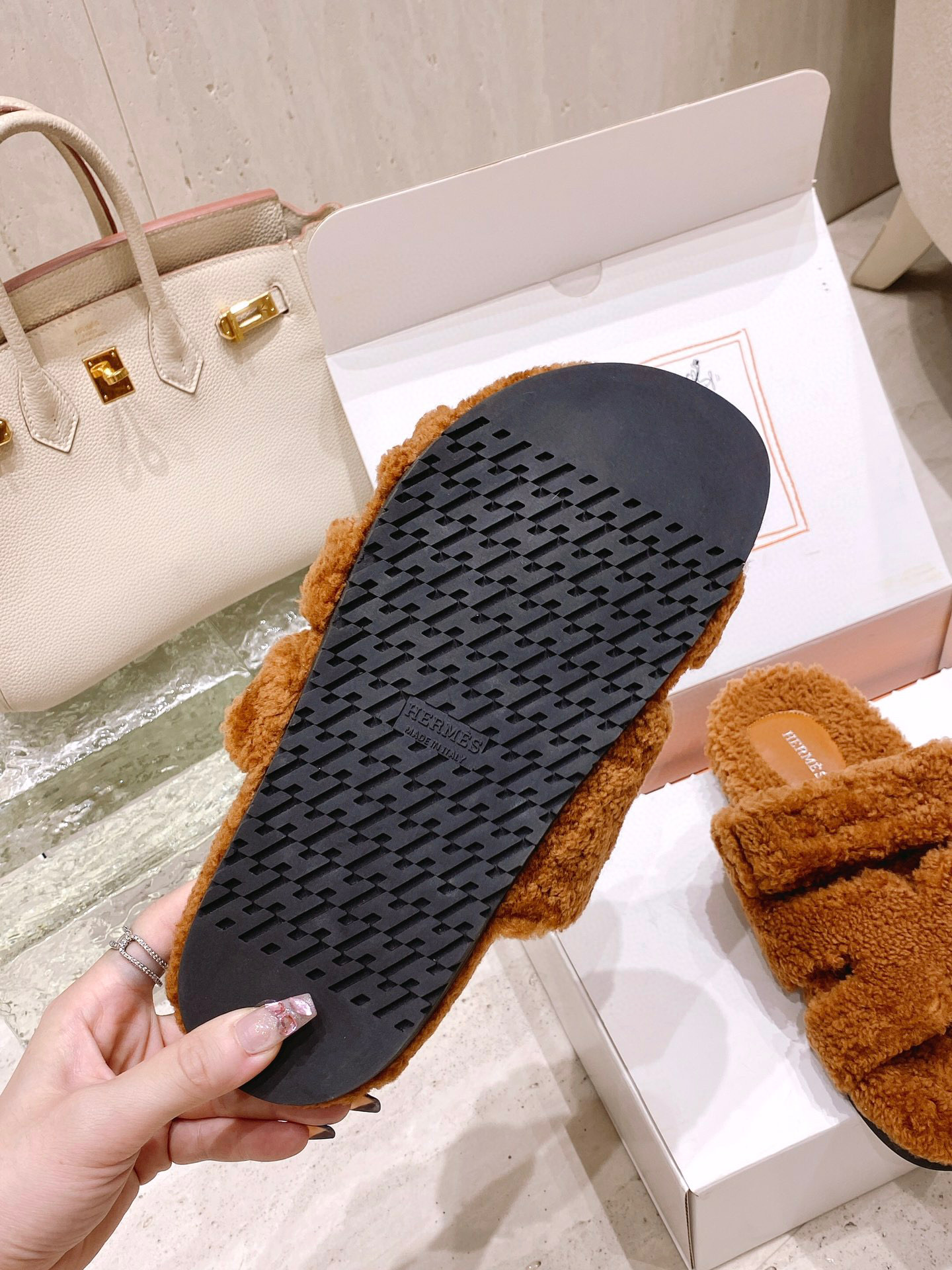 TOP HERMES Chypre Fur Sandal - 10 Colours