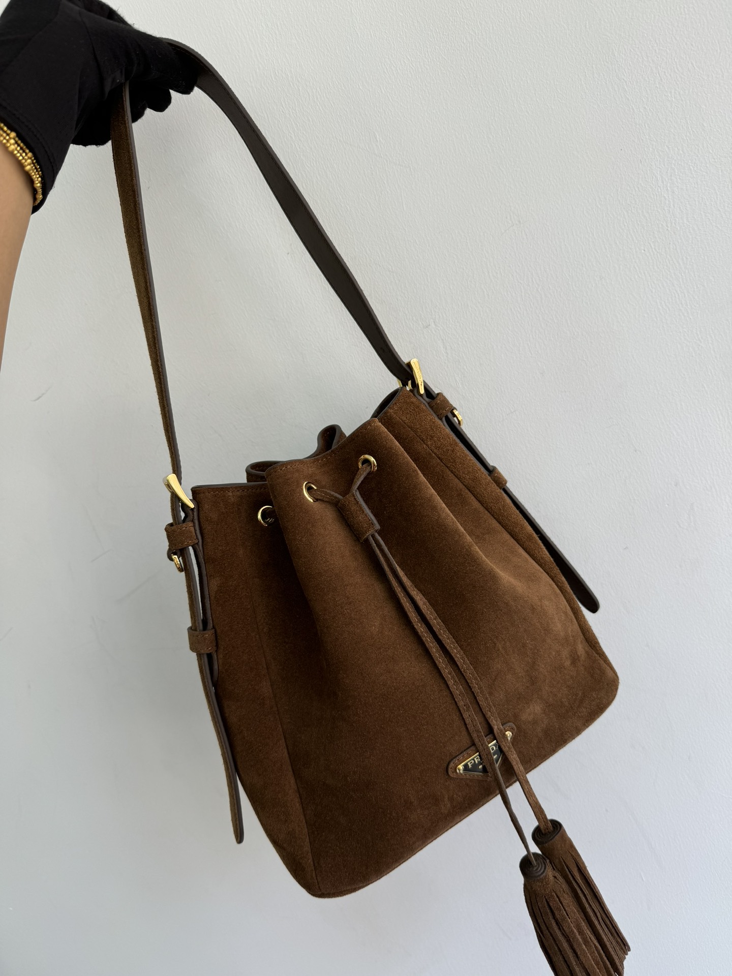 TOP PRADA Suede Bucket Bag 24×24cm - Brown