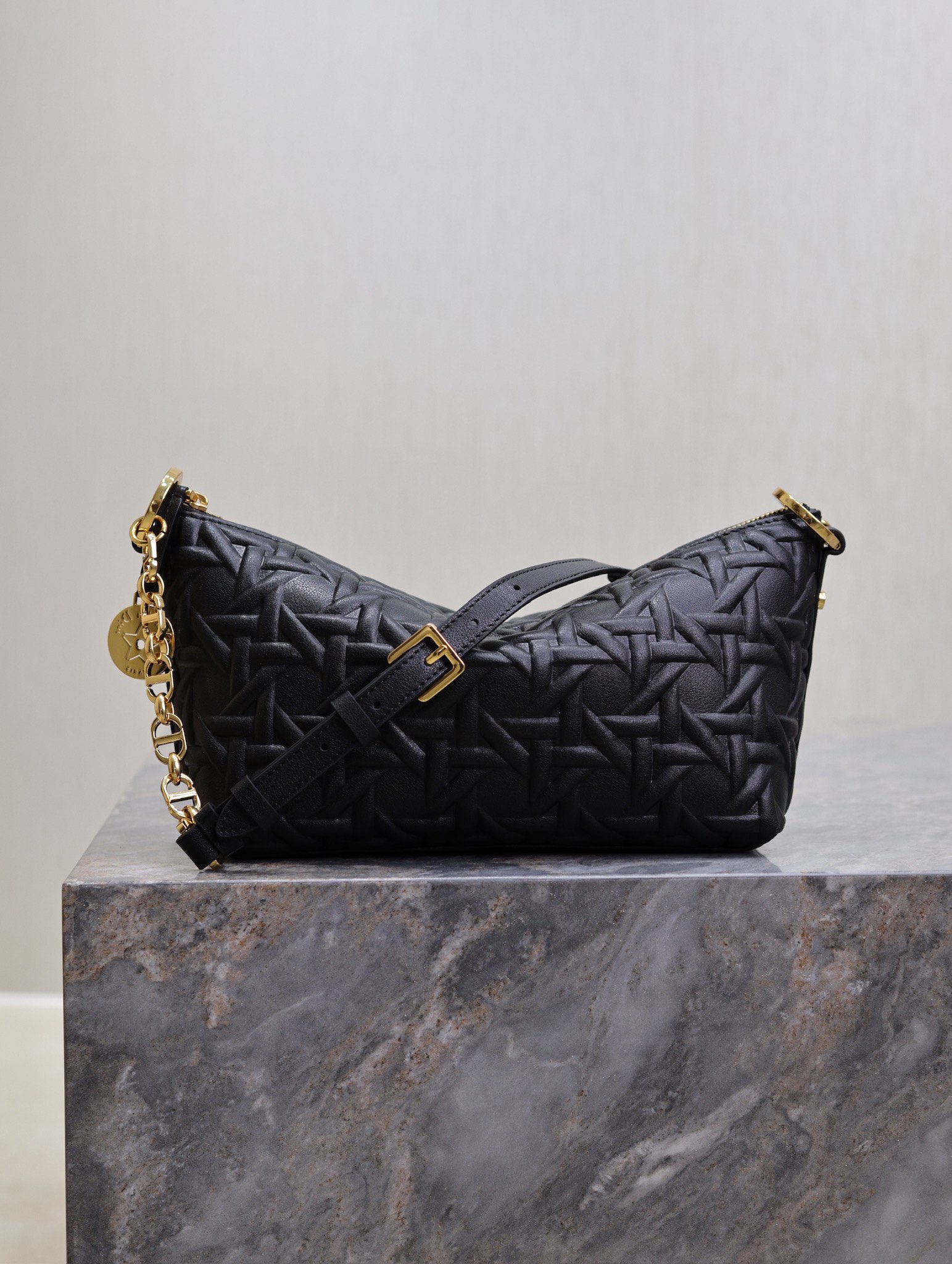 TOP Christian Dior Cowhide Diorstar Hobo Bag 28.5 x 14.5 x 10cm -3 Colors
