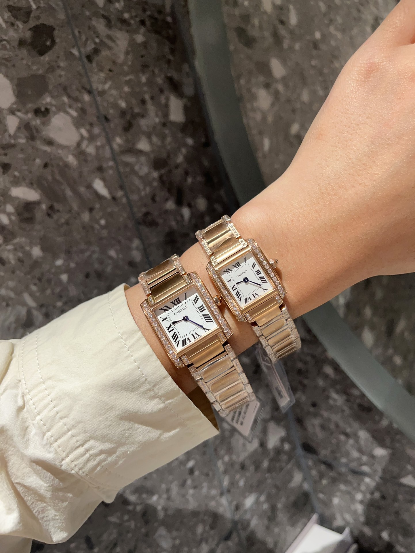 TOP Cartier Tank Must Watch -2 Sizes