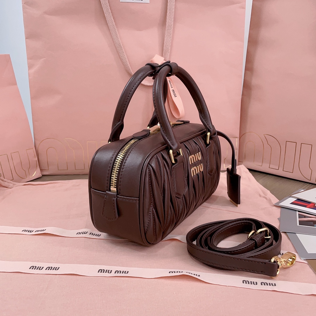 TOP Miu Miu Lambskin Too Pretty Matelasse Bowling Bag 22x10.5x7.5cm - Briar Wood Color