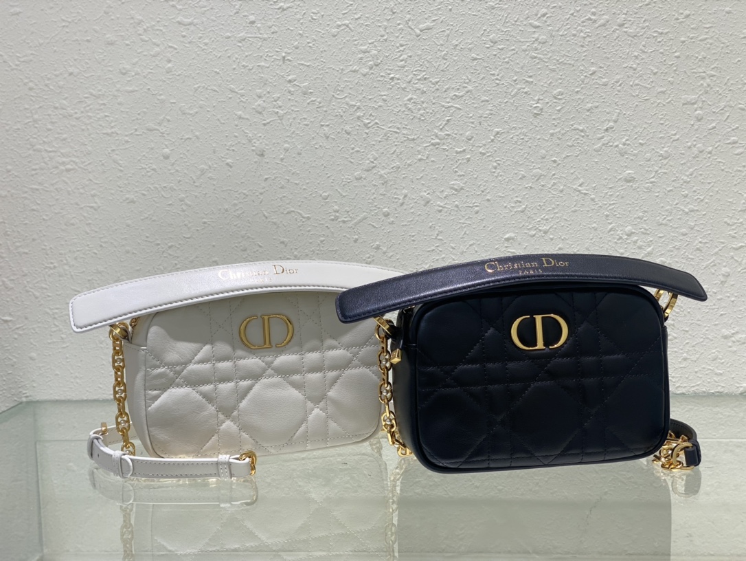 TOP Christian Dior Small Dior Caro Top Handle Camera Pack 19x13x4.5CM - Black/White - GHW