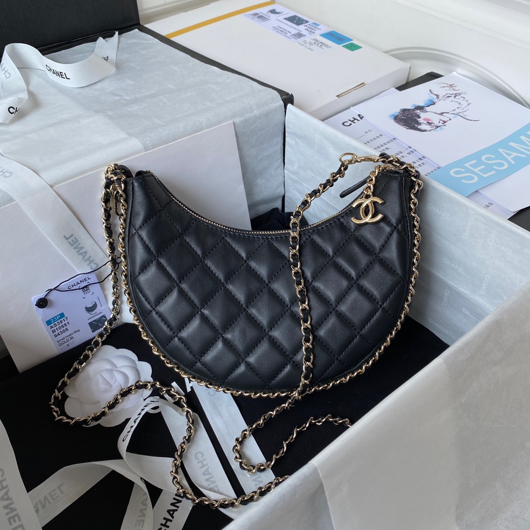 TOP CHANEL Moon Bag 15X20X6cm - GHW - Black