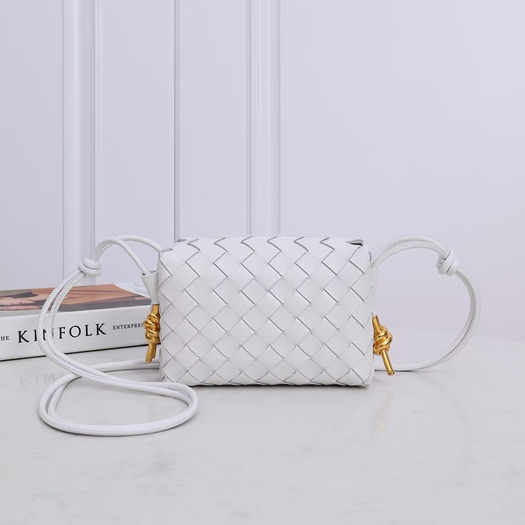 BV Bottega Veneta Mini Loop Metal Knots Bag(Replica)