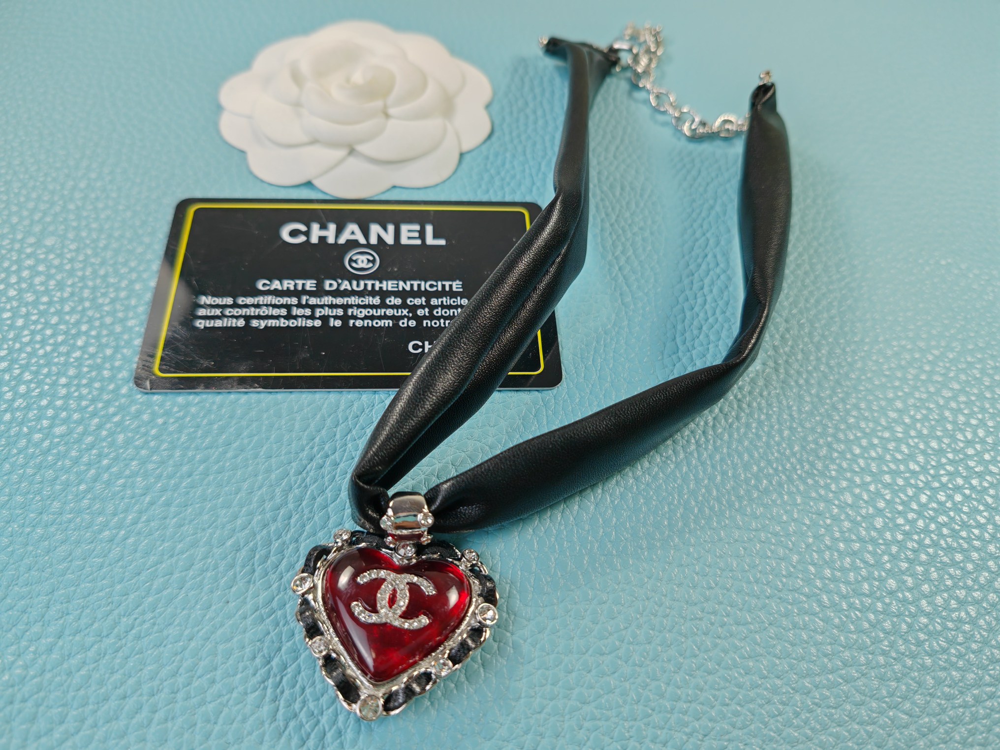 TOP CHANEL  Necklace - Black
