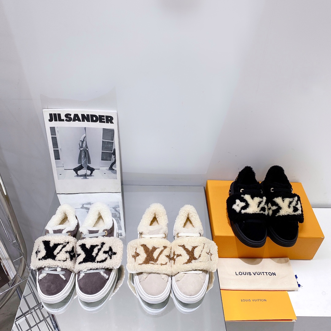 TOP Louis Vuitton LV Comfortable And Versatile Calf Leather Shoes - 3 Colors