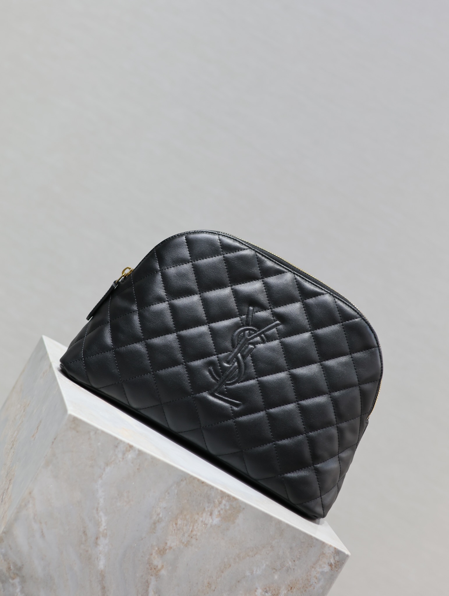 TOP Yves Saint Laurent YSL Le Cassandre Cosmetic Bag 30×20×11cm - Black