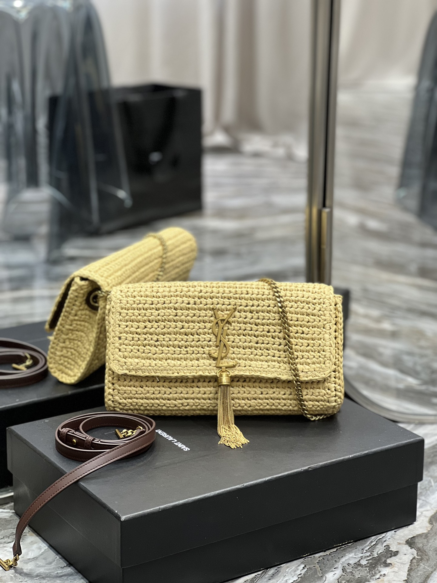 TOP Yves Saint Laurent YSL 𝑲𝒂𝒕𝒆 ⁹⁹  Straw Woven Bag