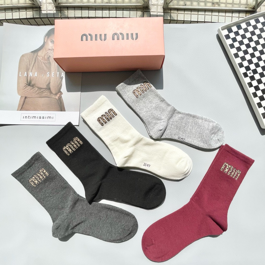 TOP Miu Miu Socks - 5 Pieces as a Set