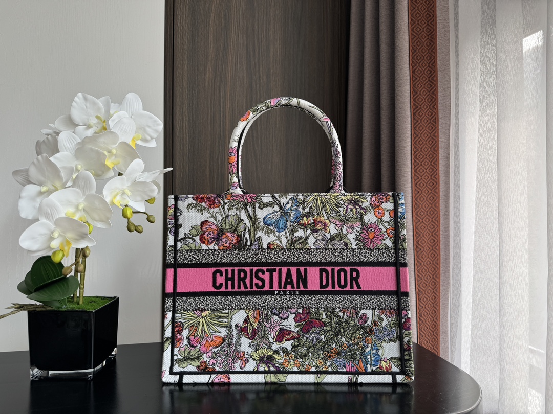 TOP Christian Dior Book Tote Bags Medium 36.5x28x16.5cm with Butterfly Zodiac Pattern Embroidery