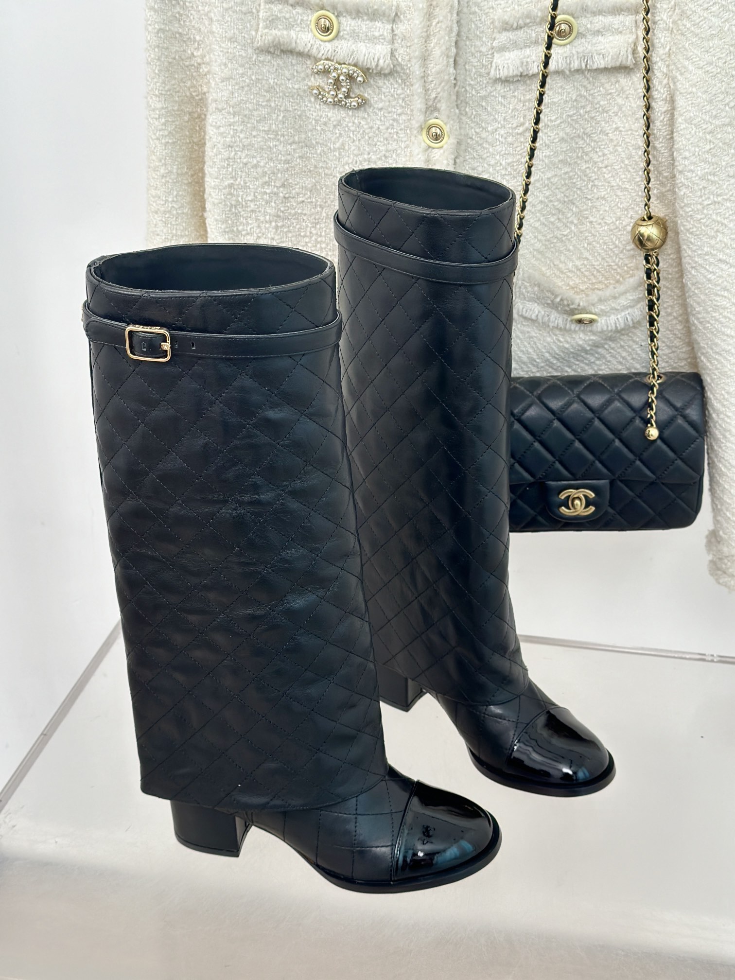 TOP CHANEL 6.5 High Heel Plaid Block Heel Trouser Boots - Black & Beige