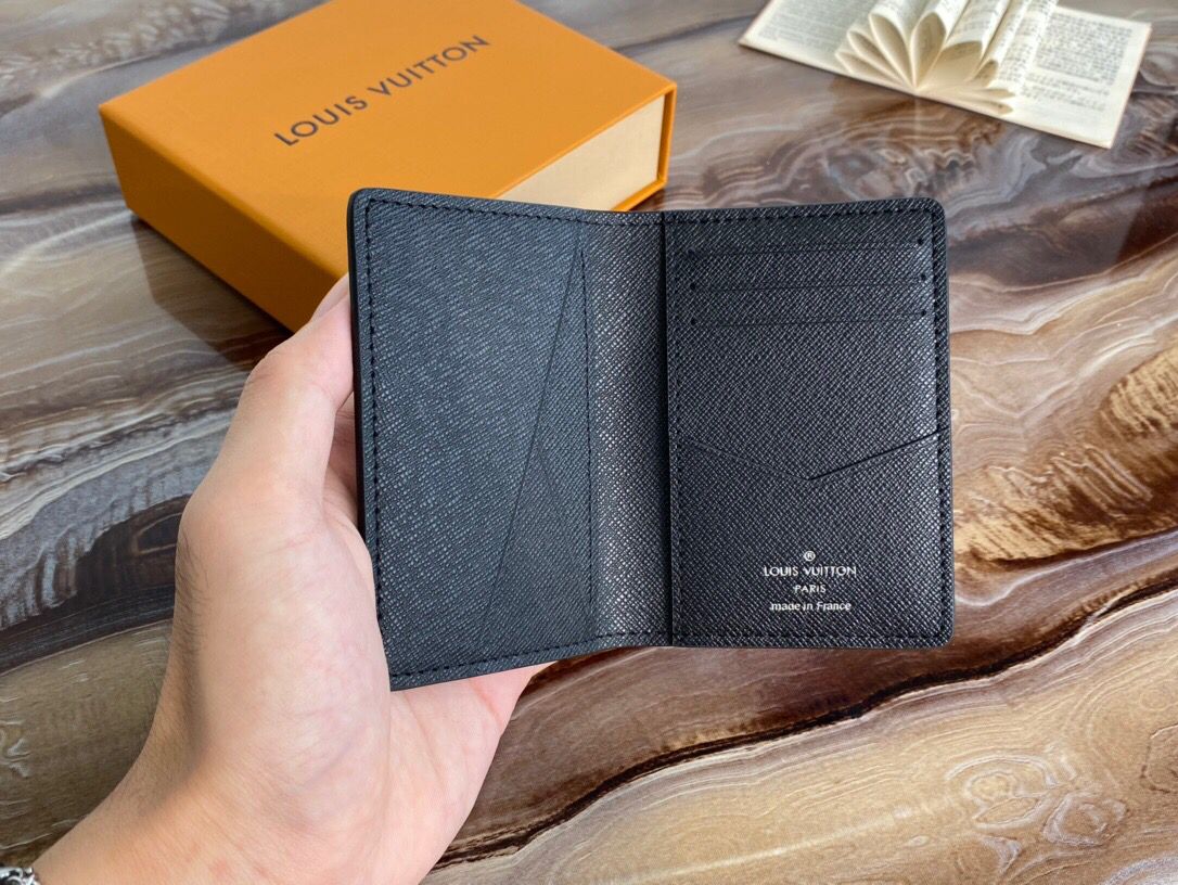 TOP Louis Vuitton LV £V Folding Unisex Blended Canvas Card Holder - Multicolored