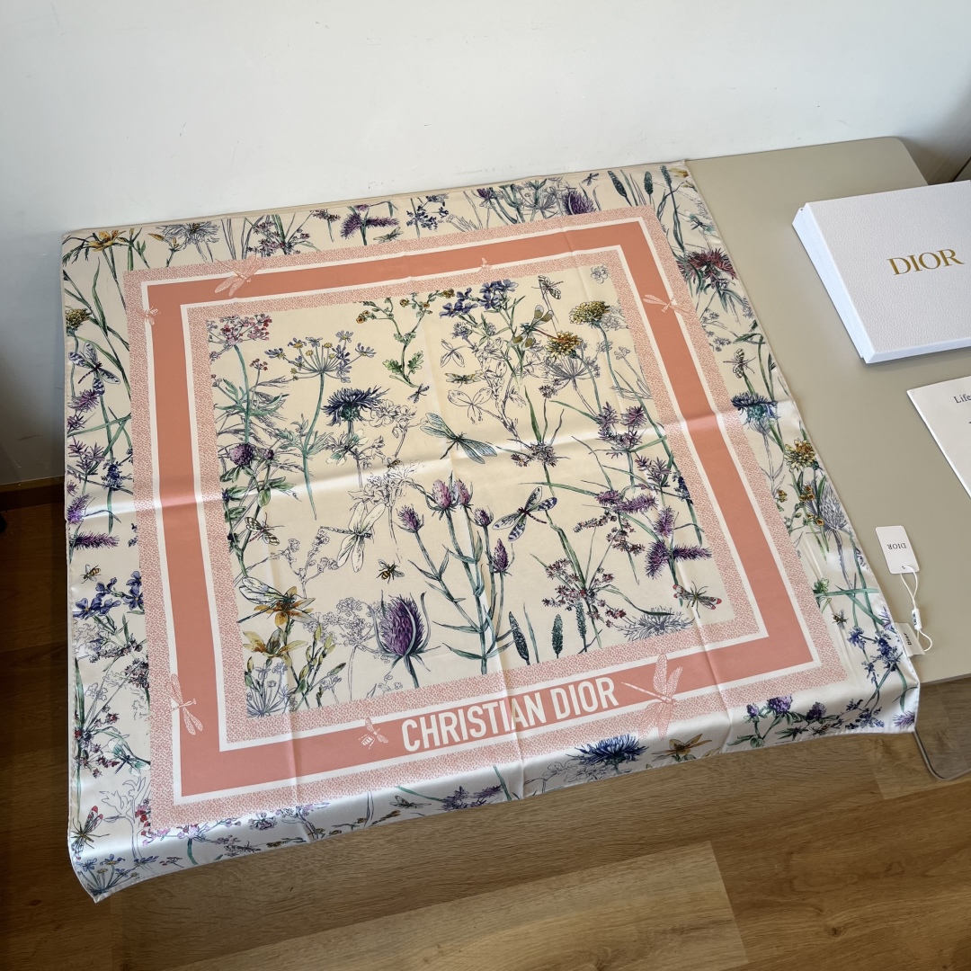 TOP Christian Dior Silk Scarf 90x90 cm - 3 Colors