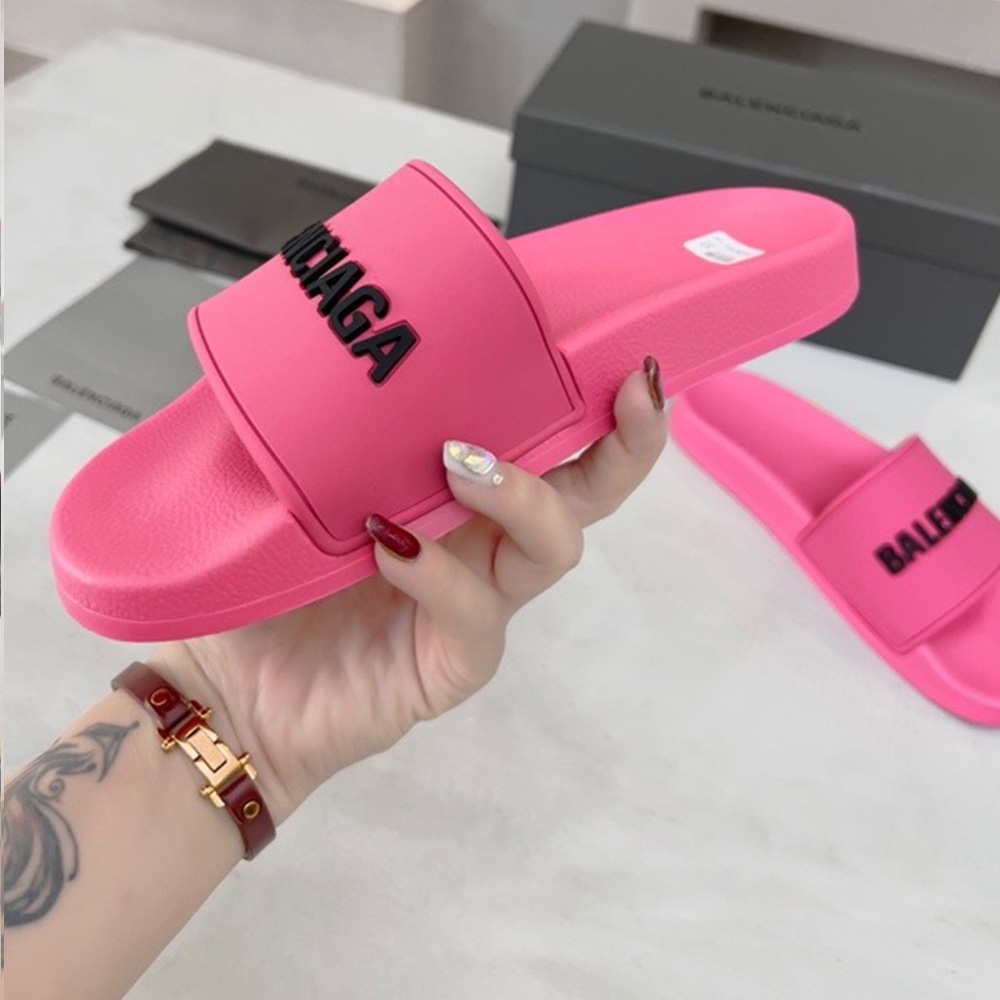 Balenciaga  Fashionable Flat Sandals Slide Sandal(Replica)