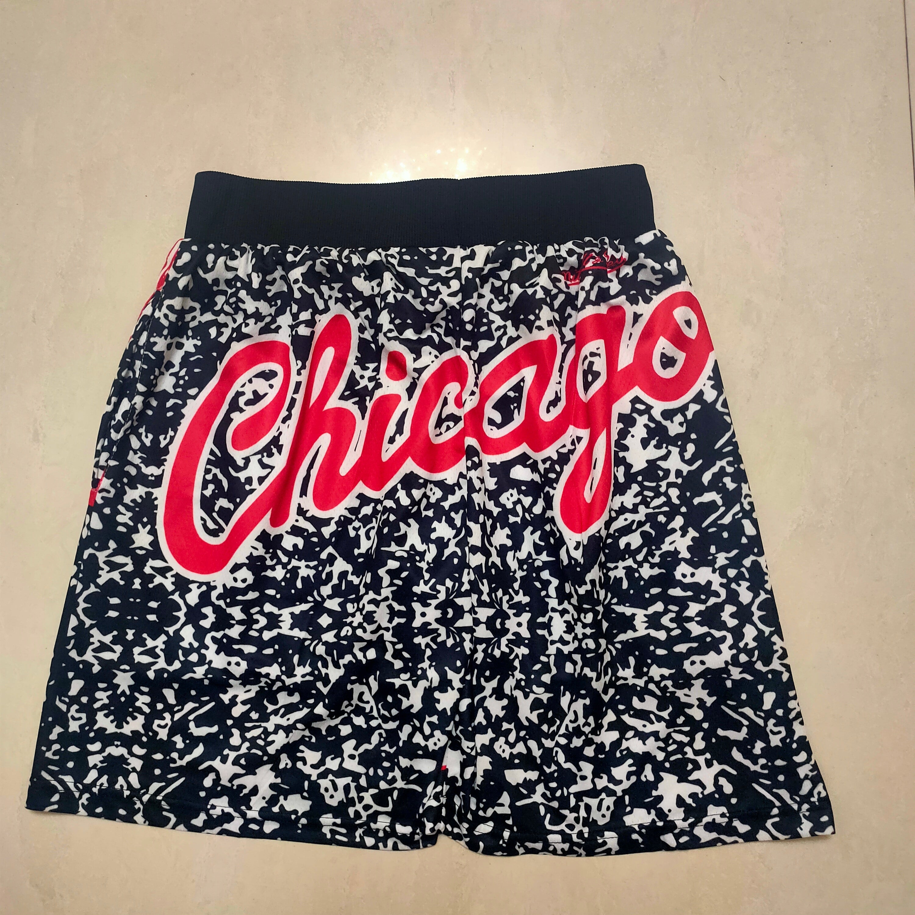 Chicago Bulls MitchellNessMN large team logo sweatpants