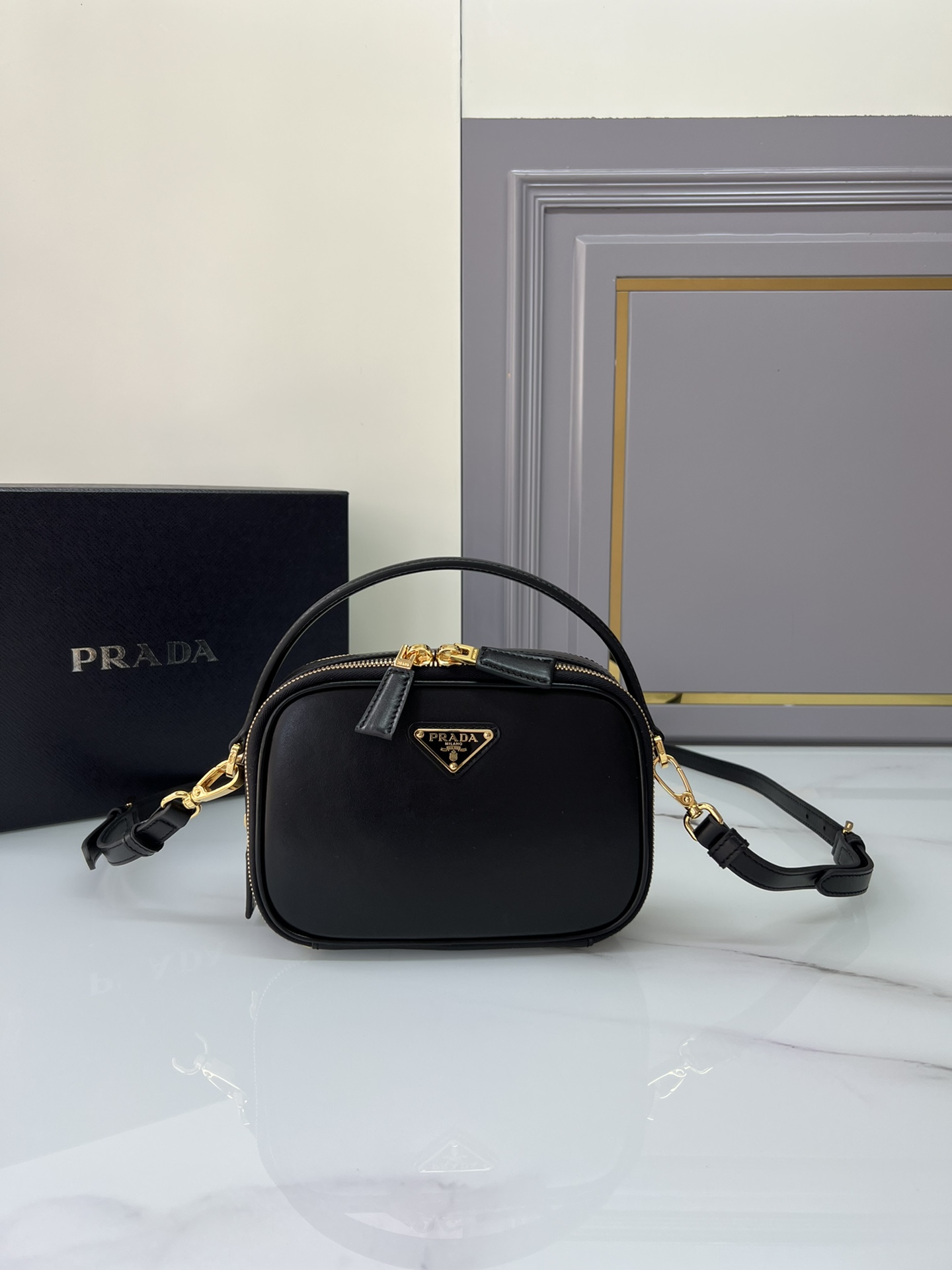Top PRADA Calfskin Mini Bags 18.5x13x6.5 cm - Three Colors
