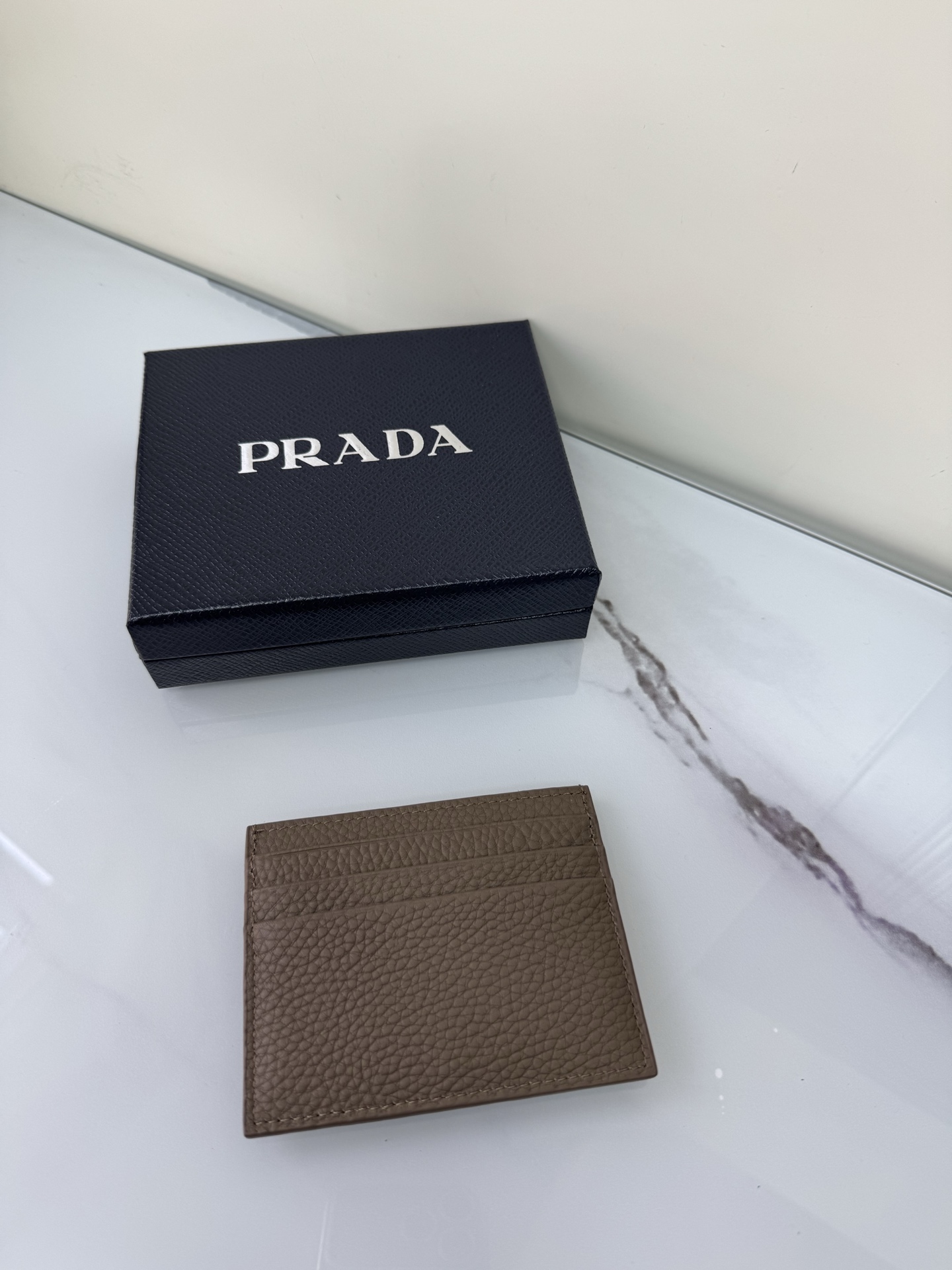 TOP PRADA Cowhide Card Bag - Brown