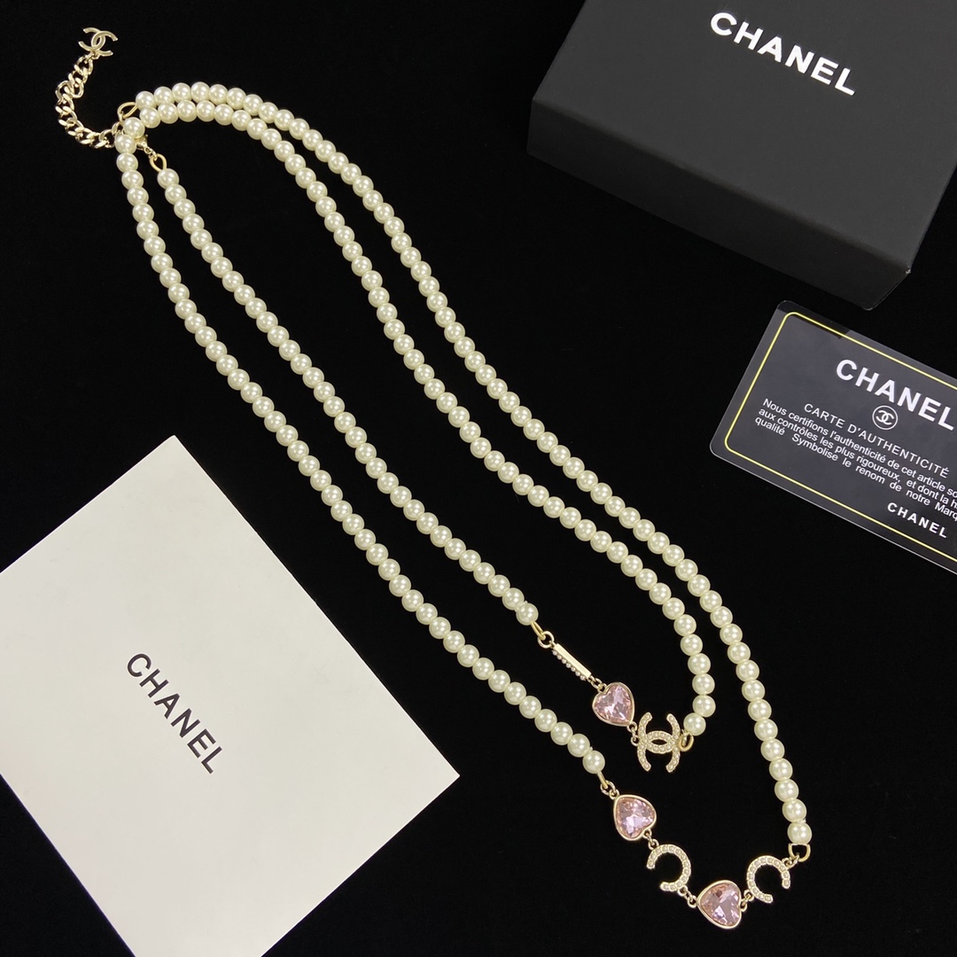 TOP CHANEL Long Pearl Necklace
