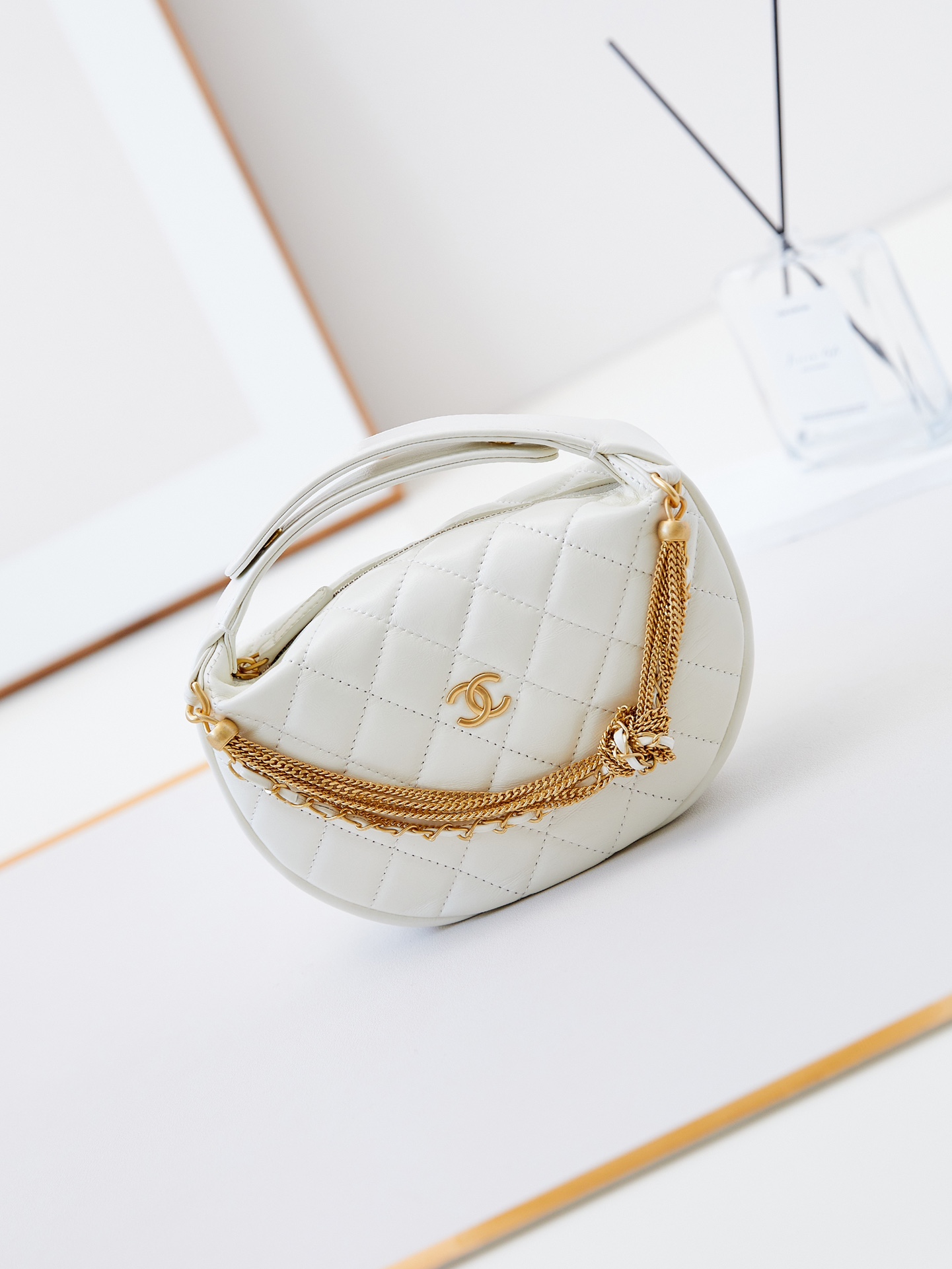 TOP CHANEL Double Chain Round Hobo Pouch Bag 11x19x8cm - 3 Color