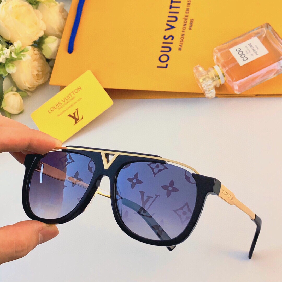 TOP Louis Vuitton LV Sunglasses - 3 Colors