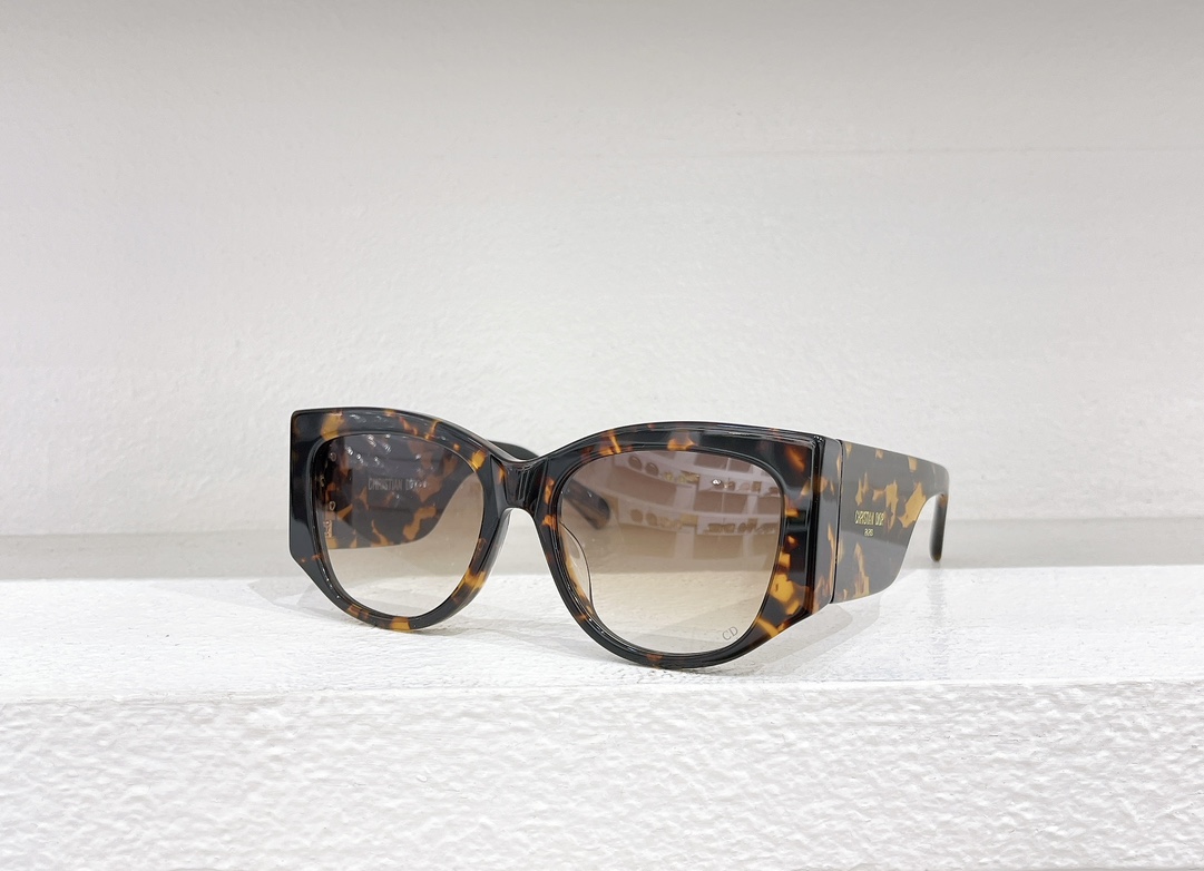 TOP Christian Dior Sunglasses - 3 Color