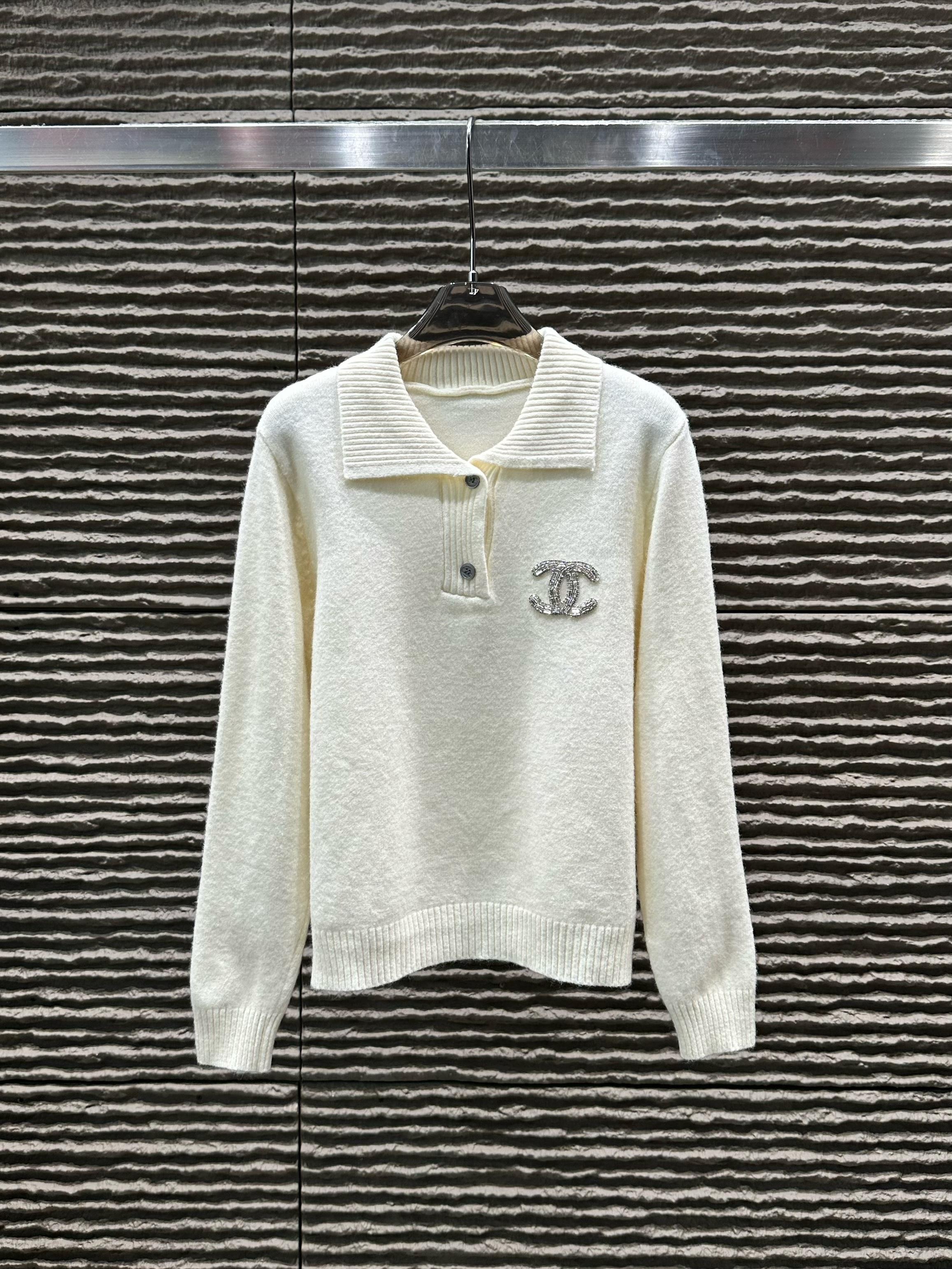 TOP CHANEL Sweater -  2 Colors