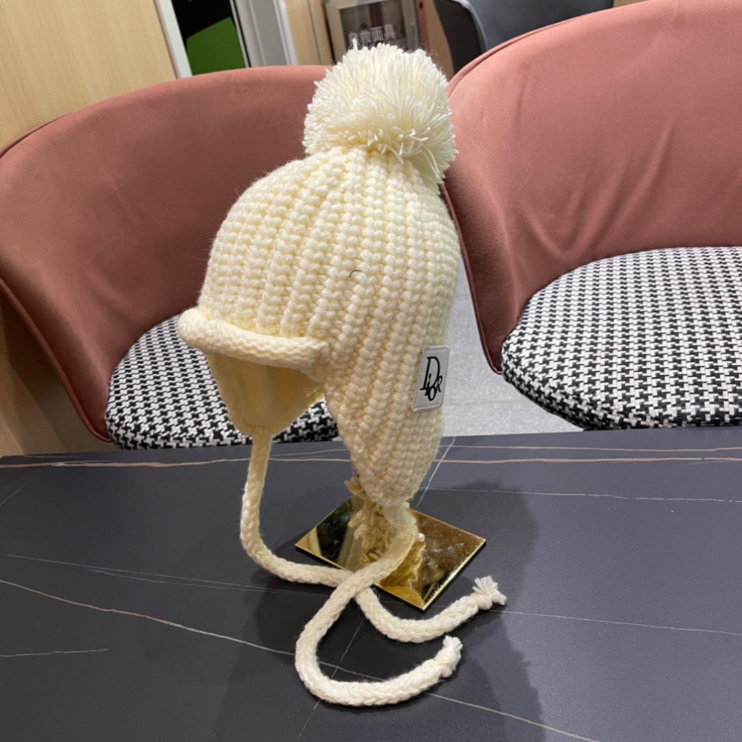 TOP Christian Dior Knitted Wool Hat - 3 Color